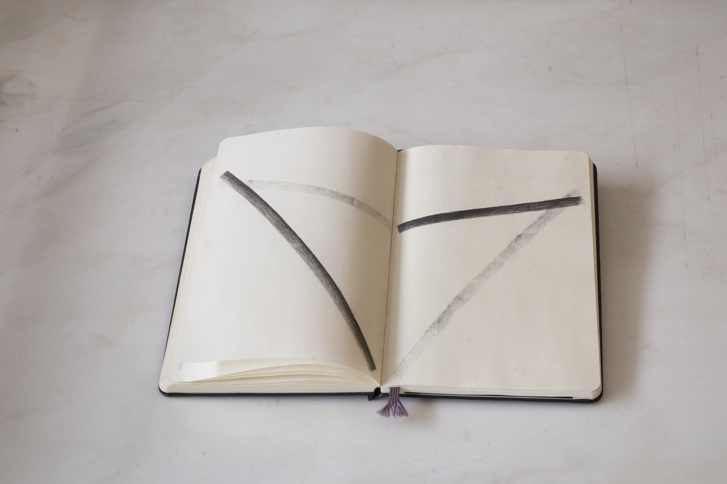 Sin título (Calca cruces, libreta), 2015 : Francisco Ugarte