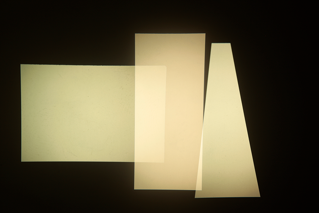 Sin título (tres proyectores, fotografías), 2013 : Francisco Ugarte