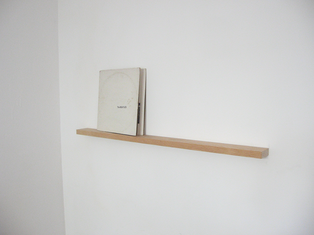 Sin título (White album), 2008 : Francisco Ugarte