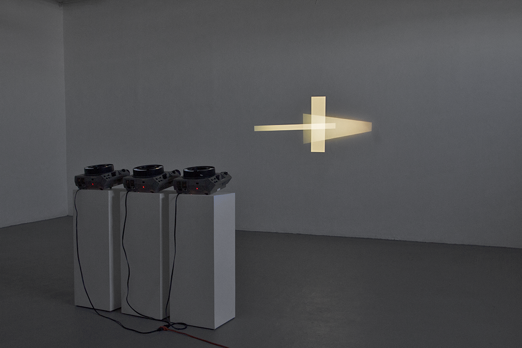 Sin título (Tres proyectores), 2010 : Francisco Ugarte