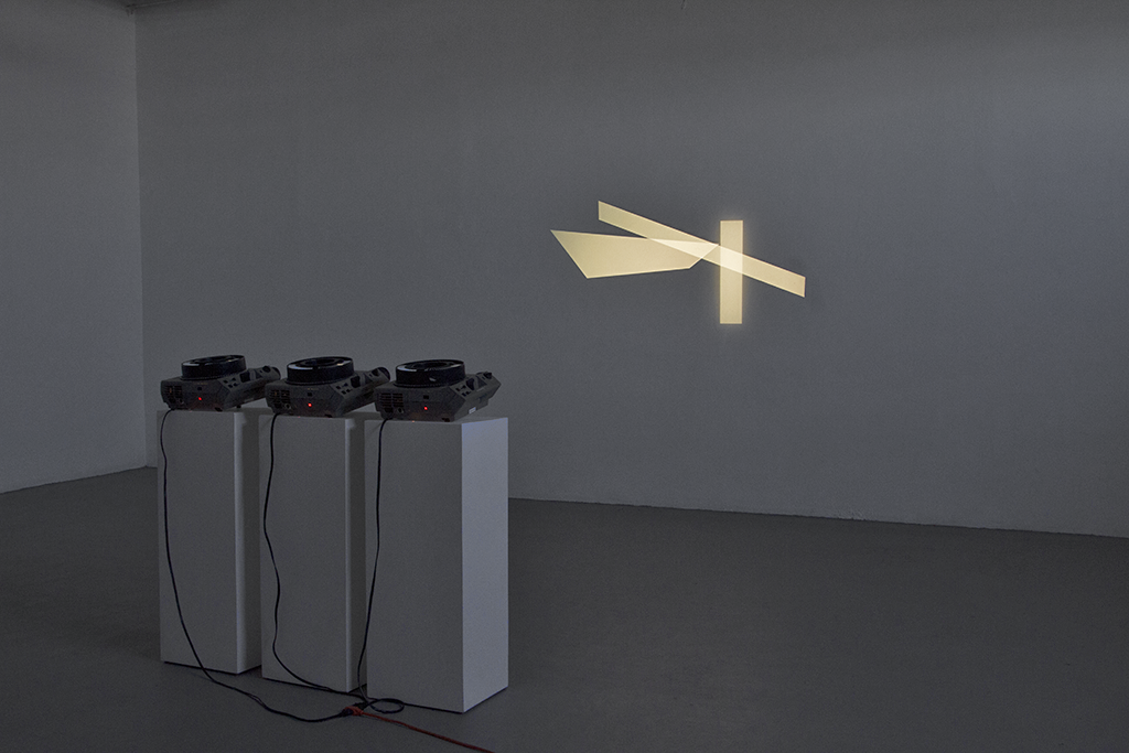 Sin título (Tres proyectores), 2010 : Francisco Ugarte