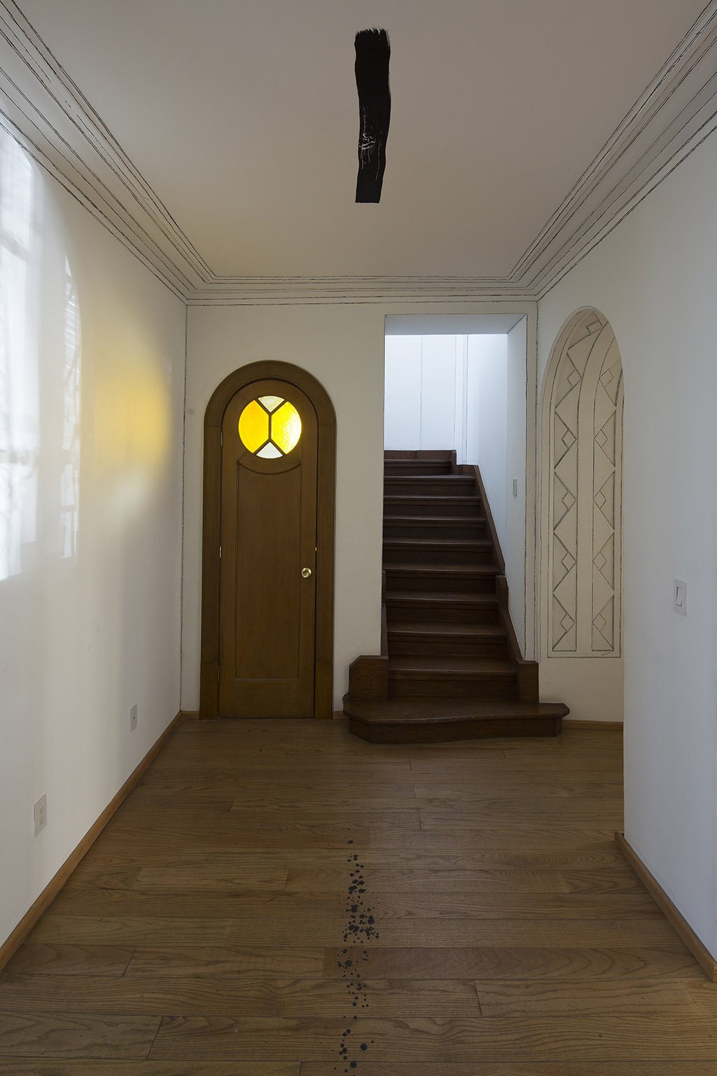 Sin título (Pintura, techo y piso), 2015 : Francisco Ugarte